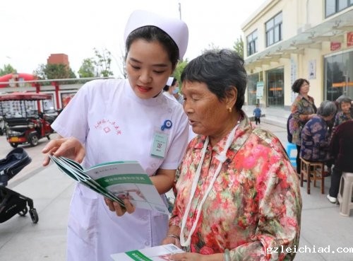 健康科普进社区 惠民服务在延伸 伟德betvlctor官网入口举办2020年全国科普日义诊活动