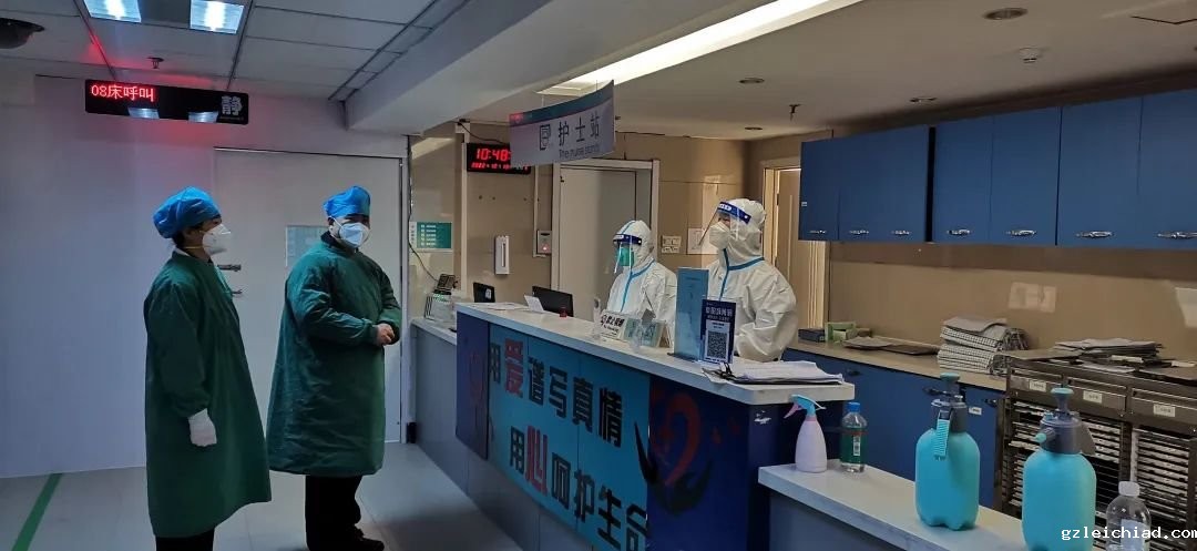 伟德betvlctor官网入口院长赵曙光深入阳性病区指导医疗运行工作